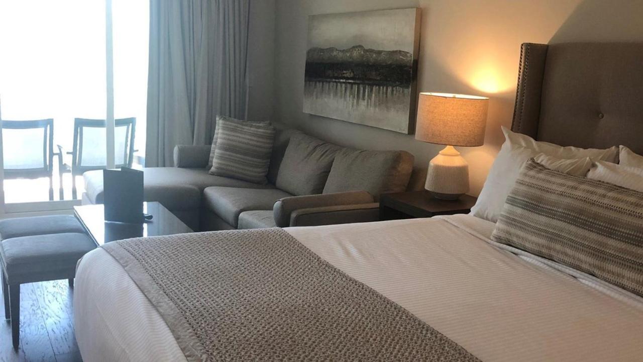 Touchstone Resort Брейсбридж Экстерьер фото